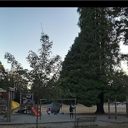 Comfortable Guest Home Near Downtown Vancouver & Sights & Stores Extérieur photo